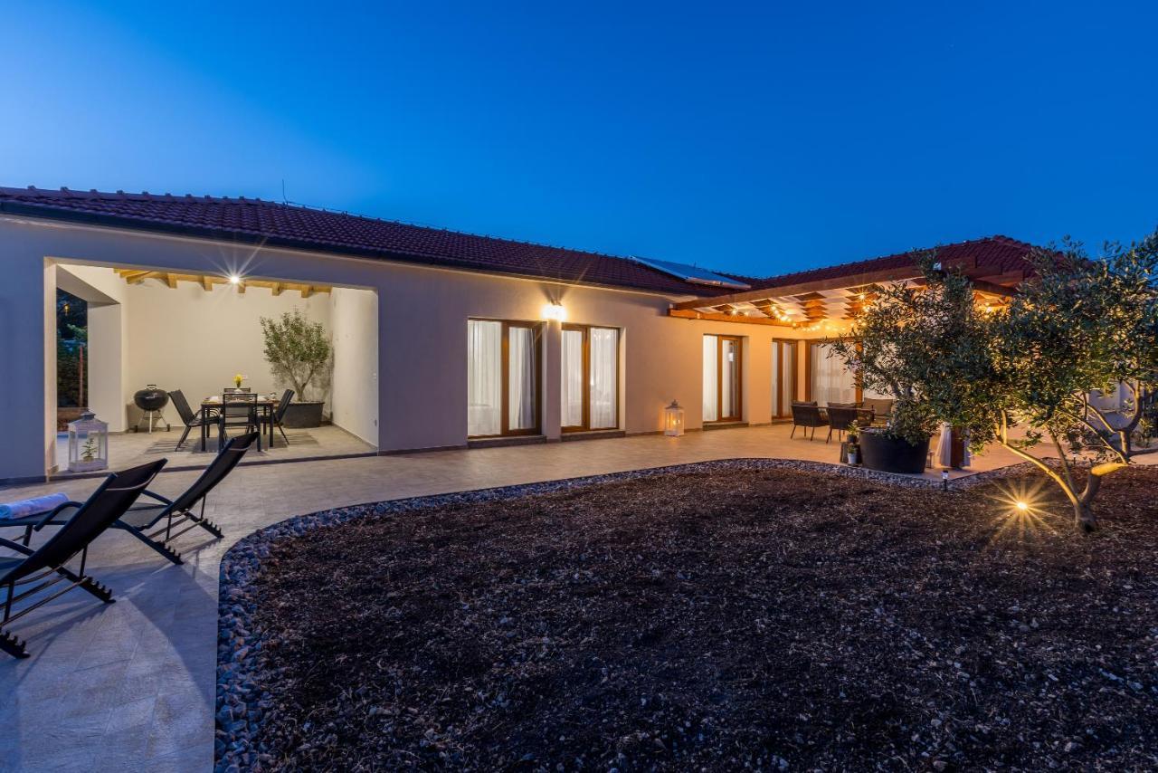 Villa Mamma Mia Kaštela Esterno foto